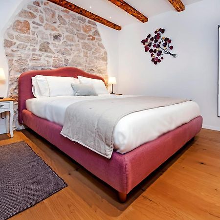 Apartments Casa De Amicis Rovinj Eksteriør billede