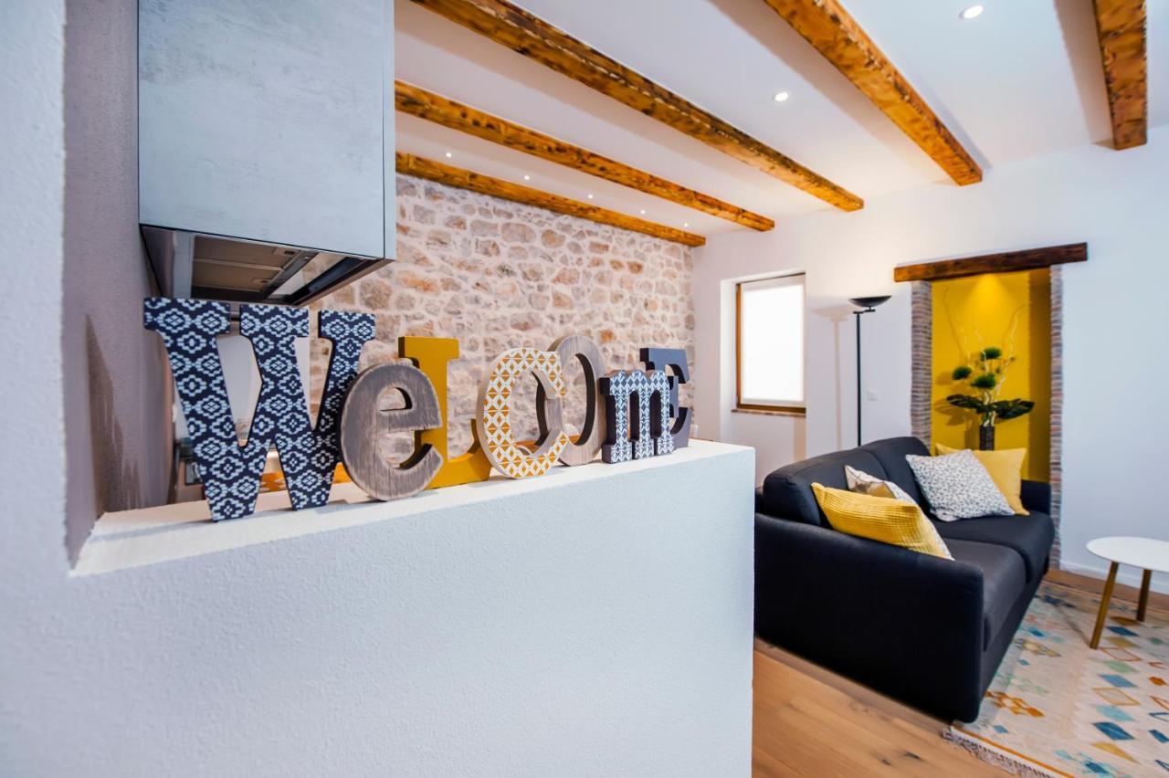 Apartments Casa De Amicis Rovinj Eksteriør billede