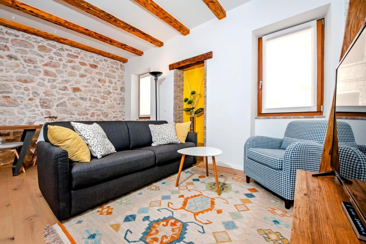 Apartments Casa De Amicis Rovinj Eksteriør billede
