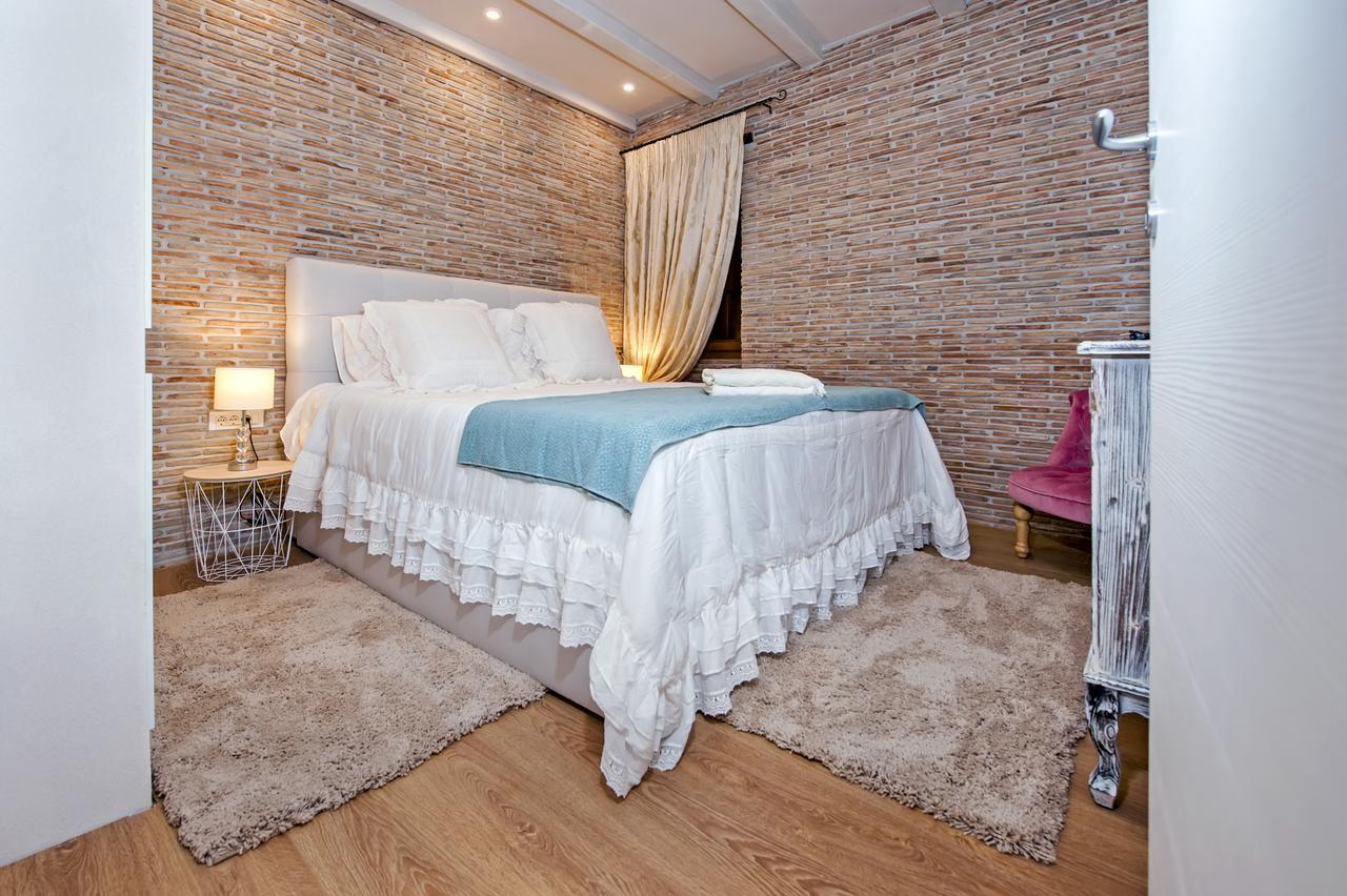 Apartments Casa De Amicis Rovinj Eksteriør billede
