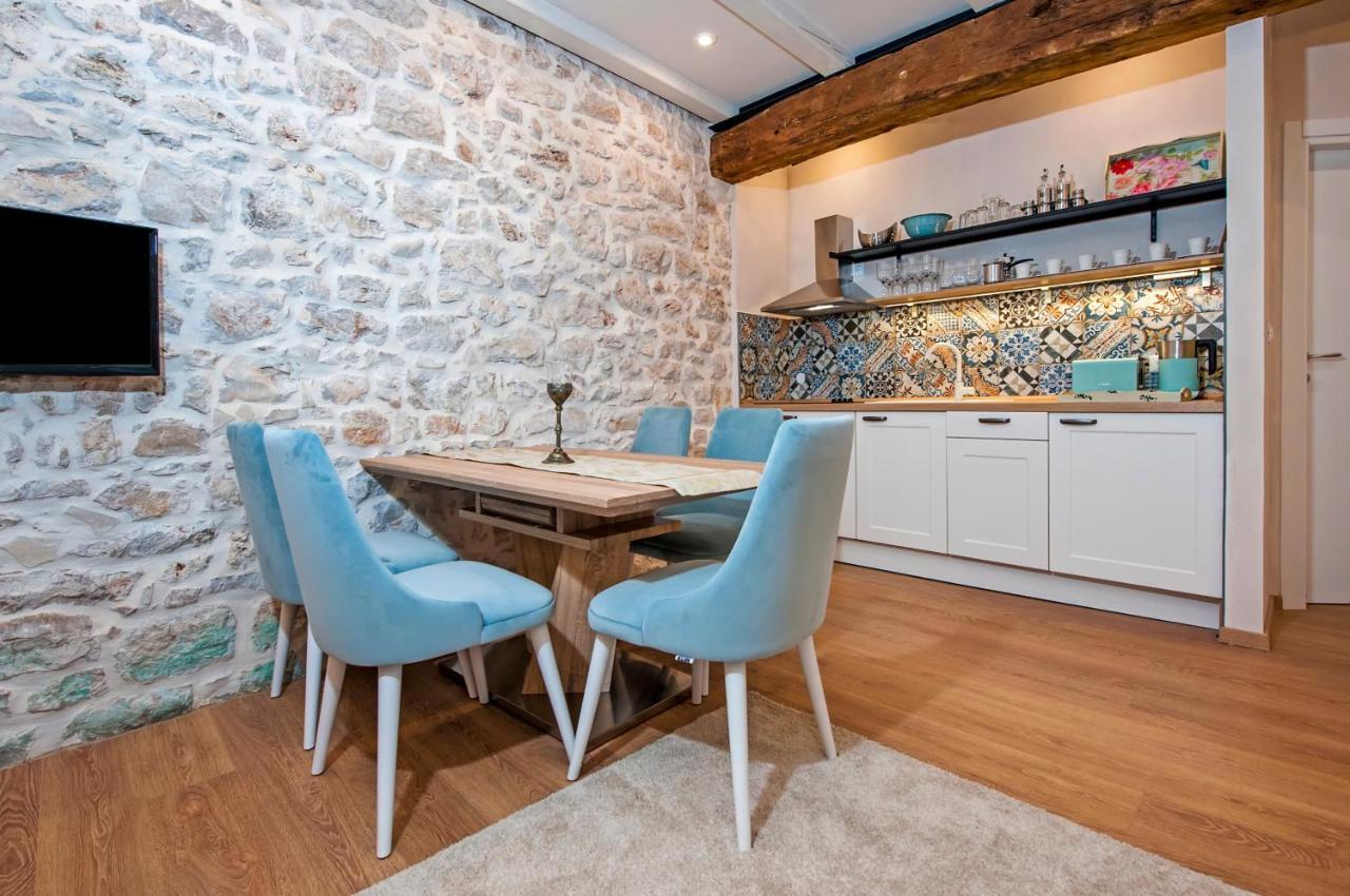 Apartments Casa De Amicis Rovinj Eksteriør billede